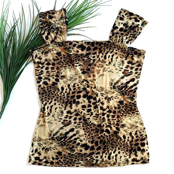 Cheetah Print Sleeveless Top - Picture 7 of 10